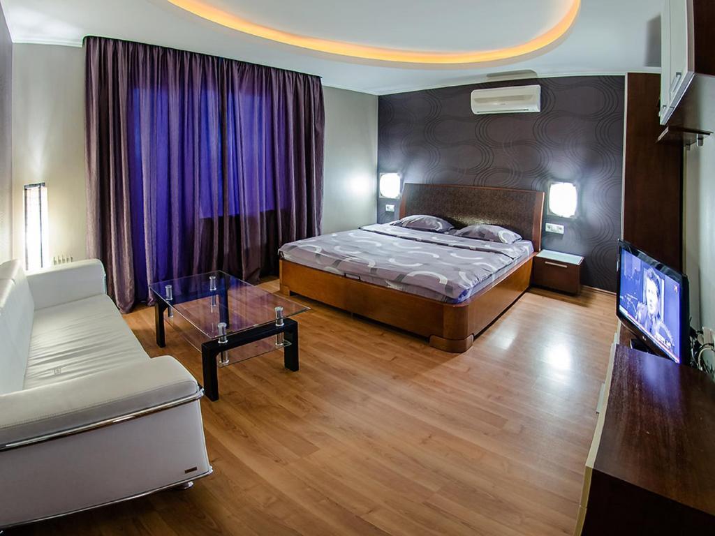 Hotrent City Kiew Exterior foto